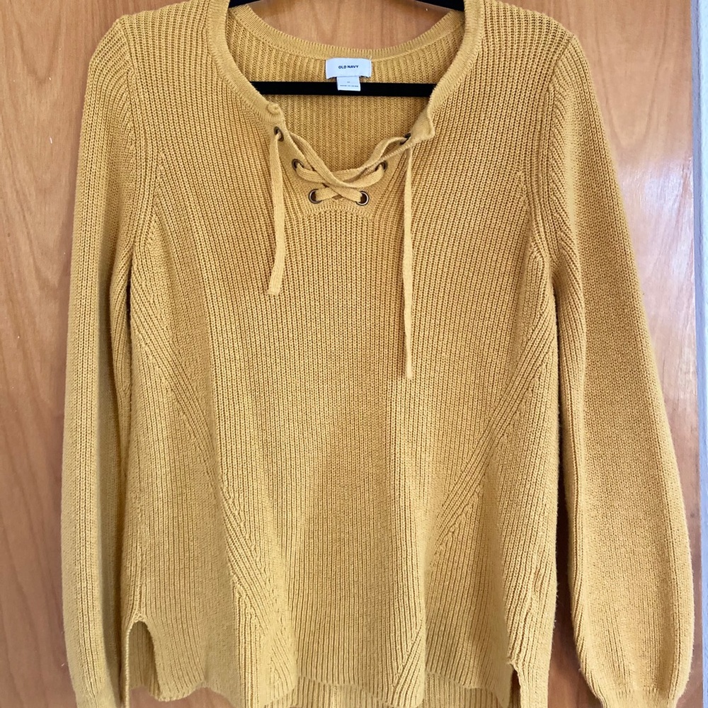 Mustard yellow sweater
